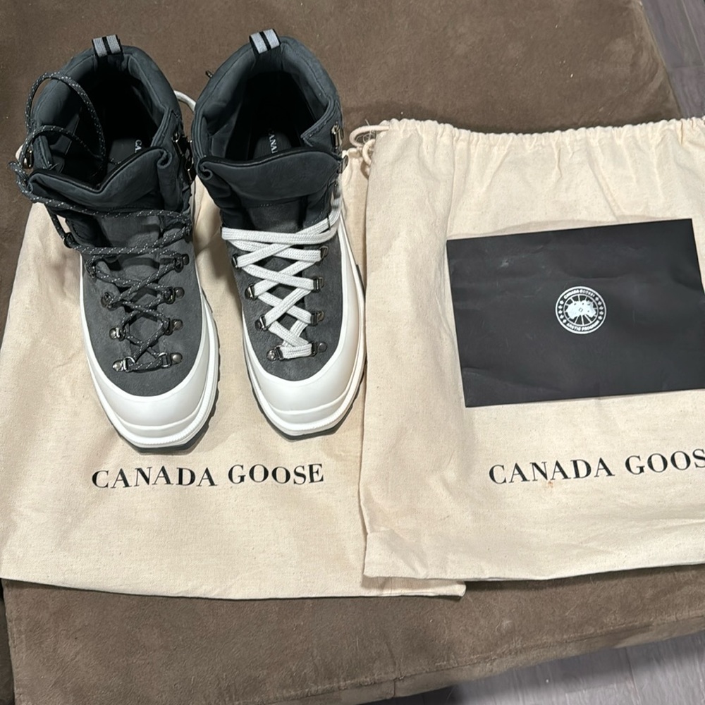 Canada Goose Boots NEW never worn